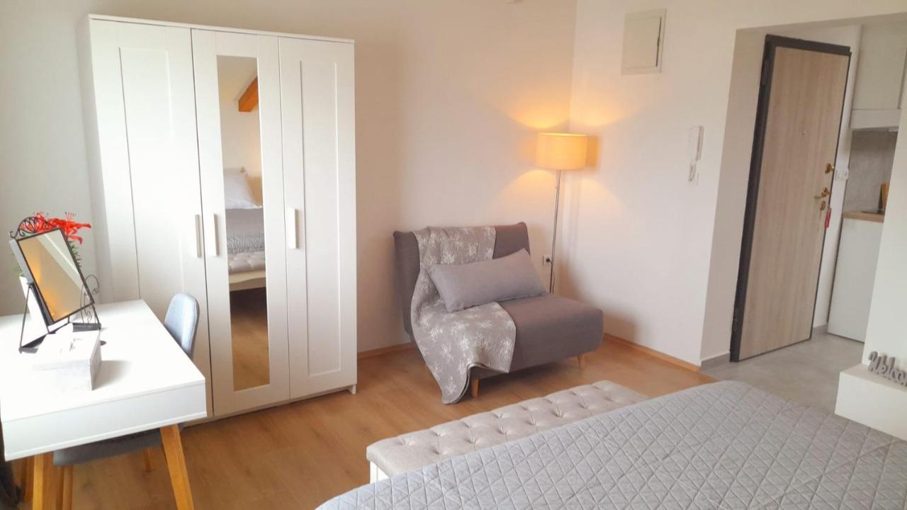 Apartman Diana,Free Parking 普拉 外观 照片